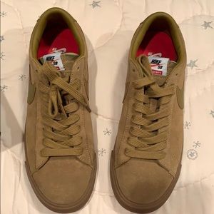 Nike SB Supreme Blazer Low GT